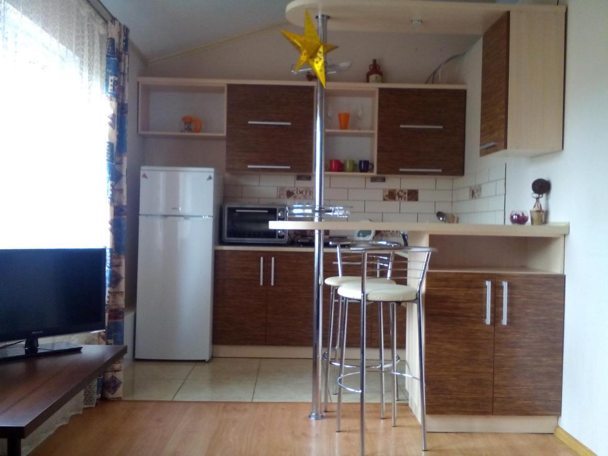 Studio Apartments In Center Mini 5 Поверх Без Ліфту Ivano-Frankivsk Exteriör bild